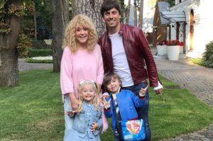 Galkin Sfotografiroval Tajkom Alla Pugacheva V Kupalnike Ogolila Strojnye Nogi Ukrnews24 Net