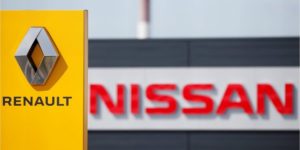 Nissan и Renault отложили слияние — Reuters