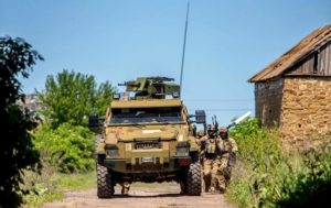 На Донбассе подорвались двое военных