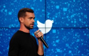 Основатель Twitter купил компанию за $29 млрд